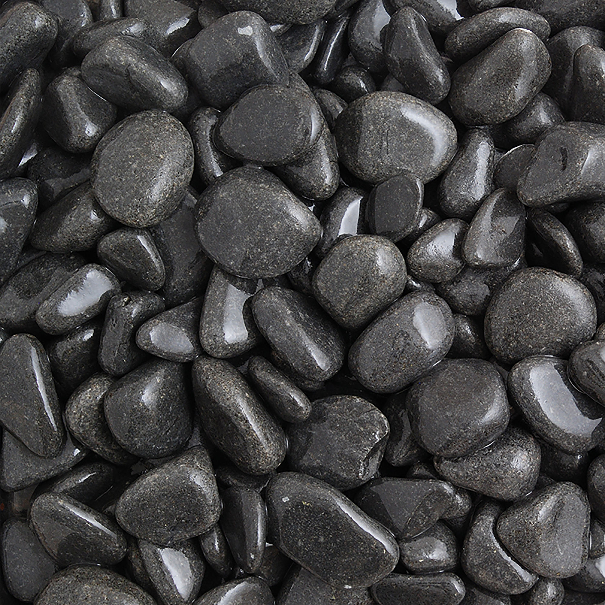 LRS Black Ebony Pebbles 15-30mm 20kg Poly Bag