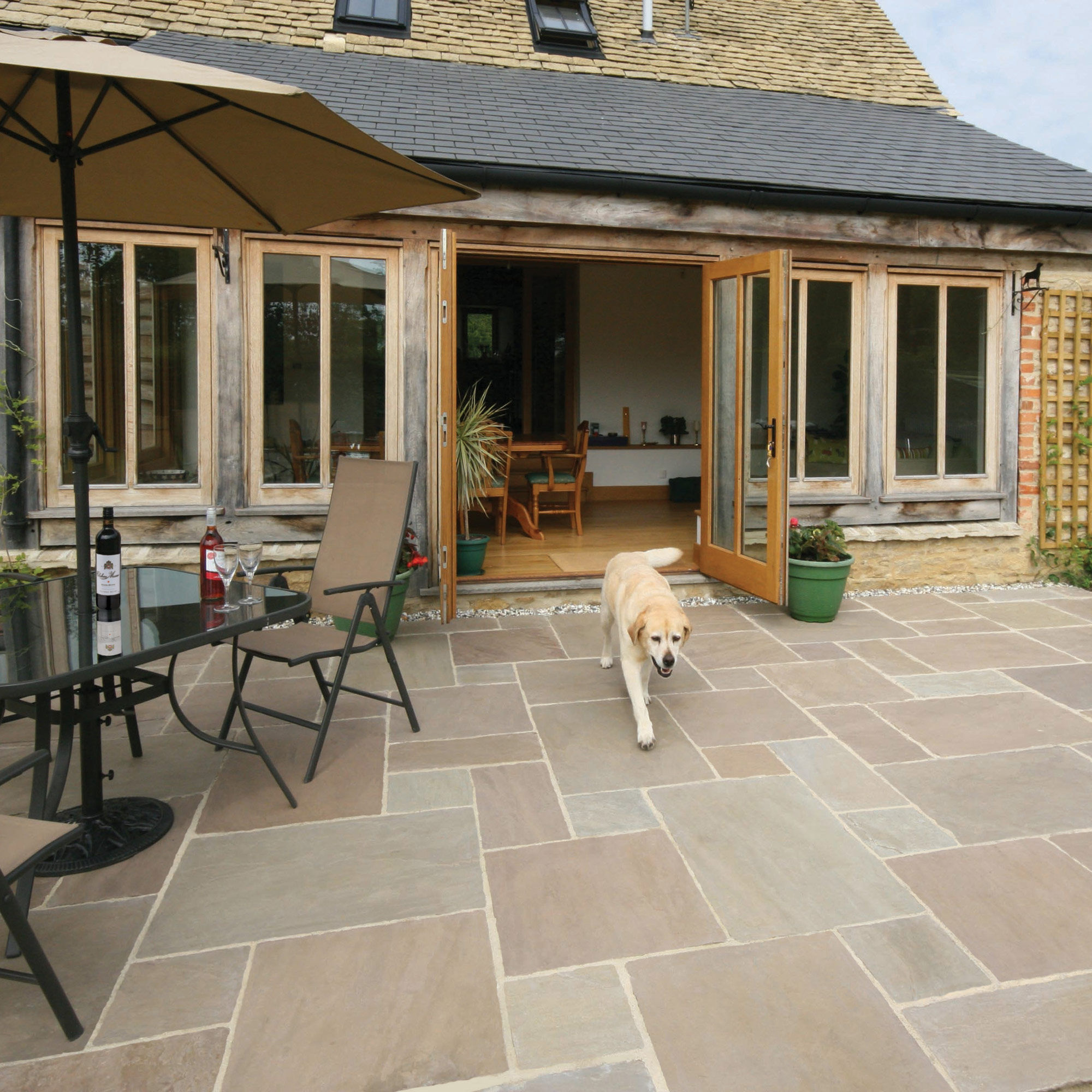 Pavestone Calibrated Paving Pack Tudor Antique Oxford 22mm