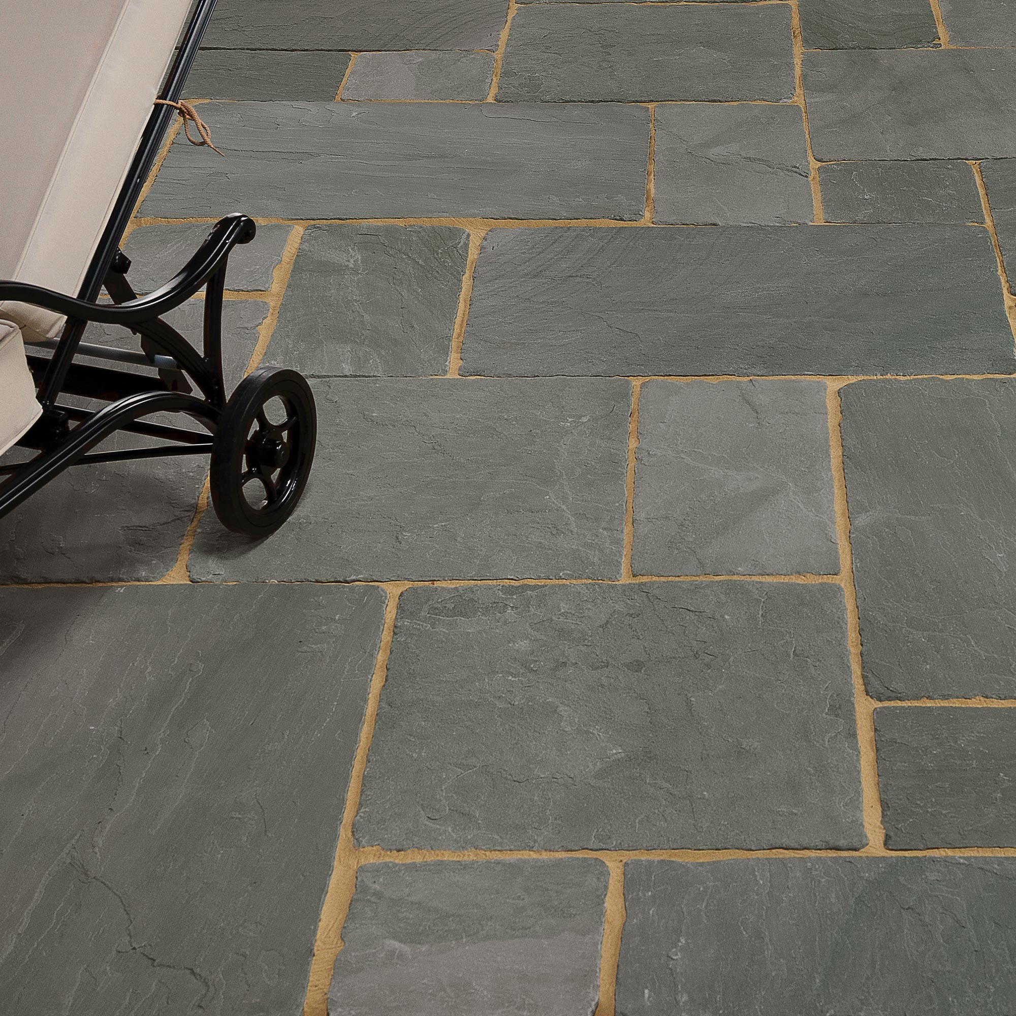 Pavestone Calibrated Paving Pack Tudor Antique Denby 22mm