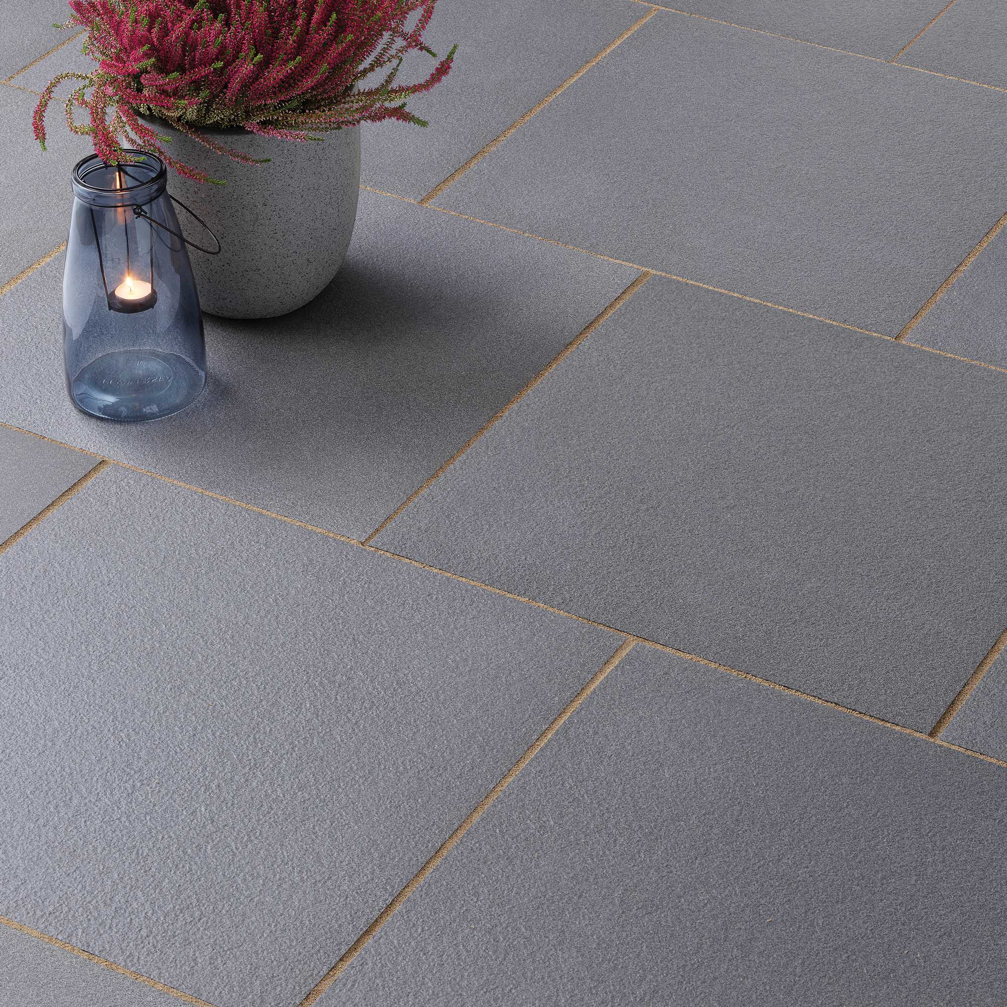 Deckstone Nero Simply Porcelain Paving Pack