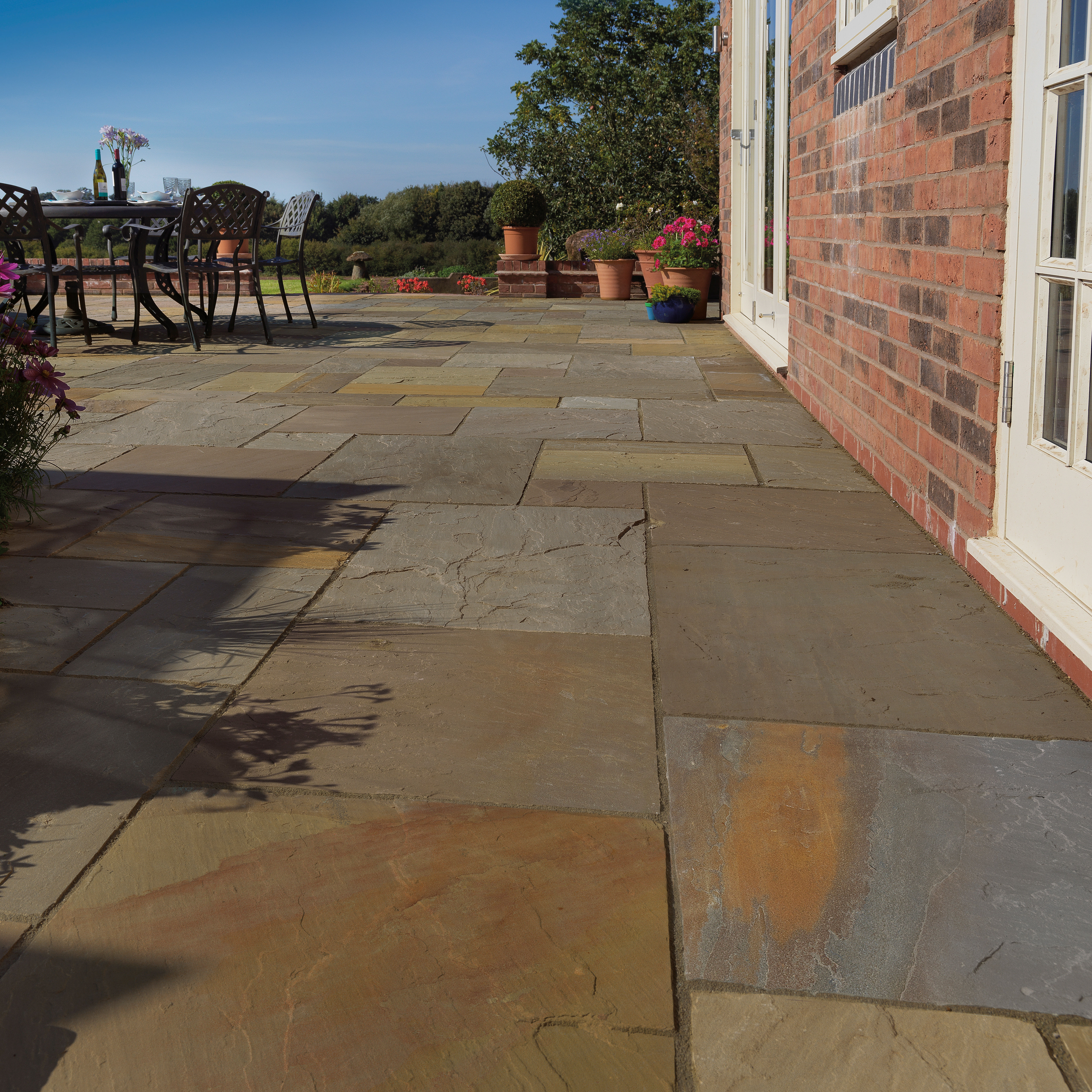 Pavestone Blended Sandstone Paving Contractor Pack Rustic Blend 18mm (20.7m²)