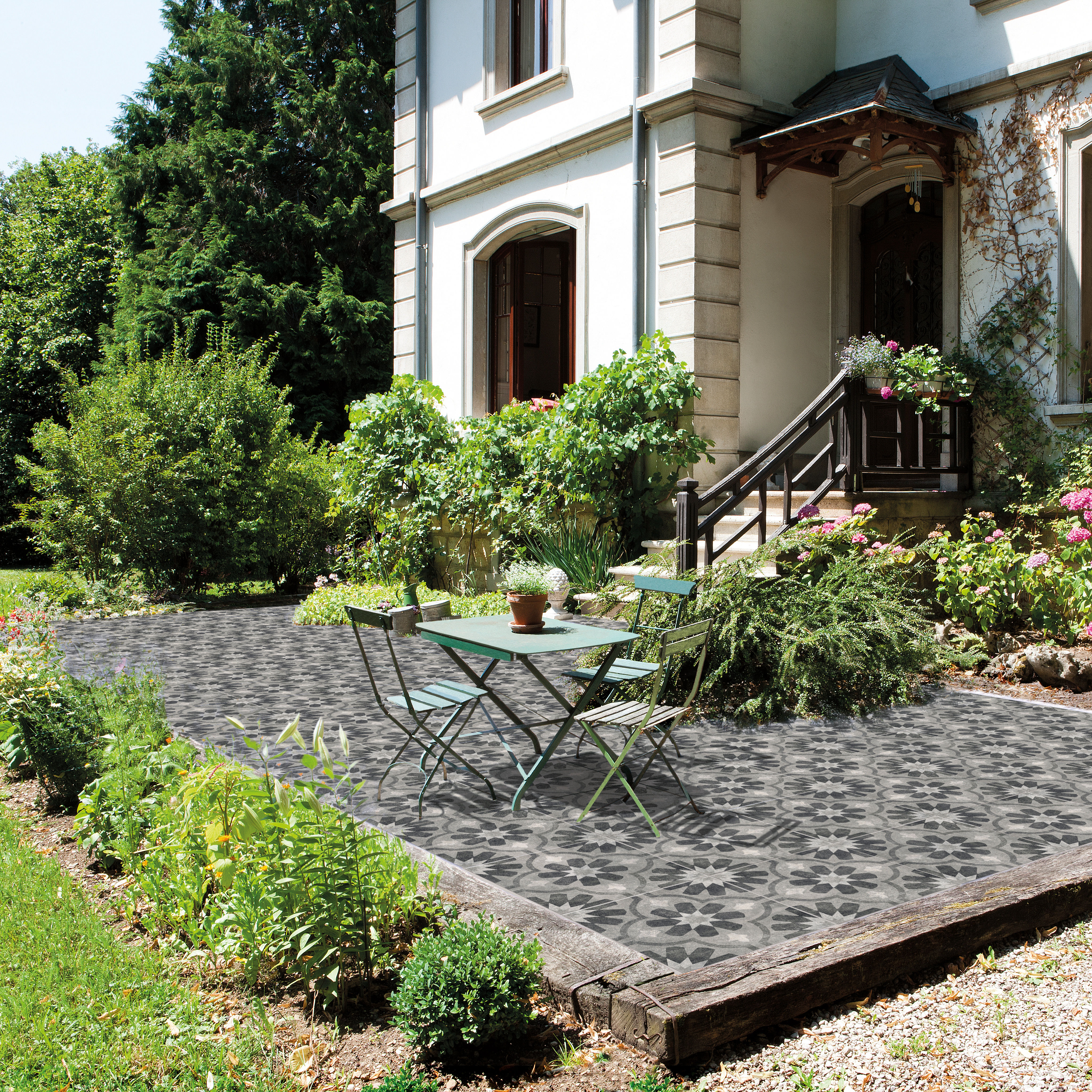 Pavestone Mosaic Porcelain Paving Pack Grey 600mm x 600mm x 20mm