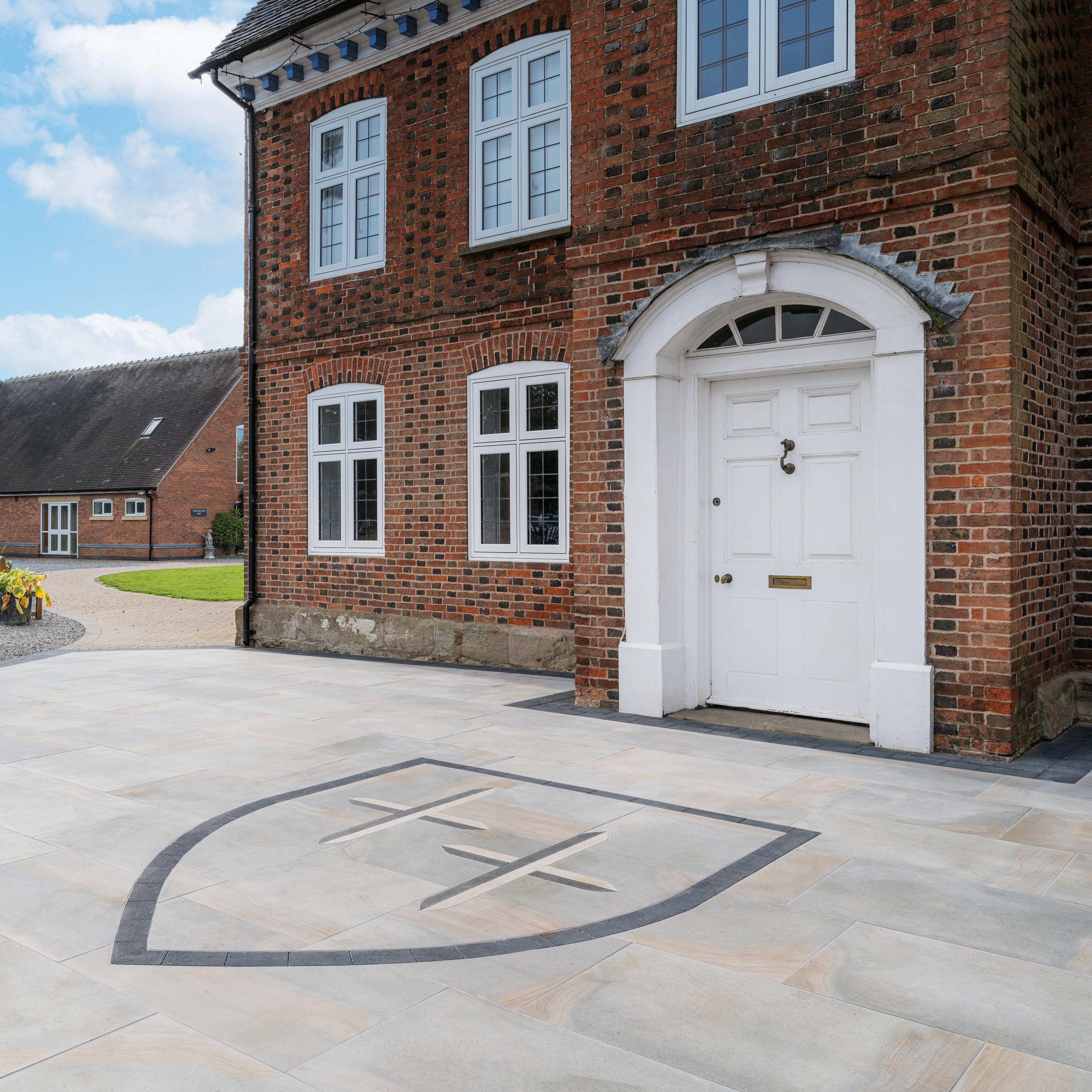 Pavestone Natural Porcelain Paving Yorkstone (Pack of 10) 900mm x 600mm x 20mm (5.4m²)