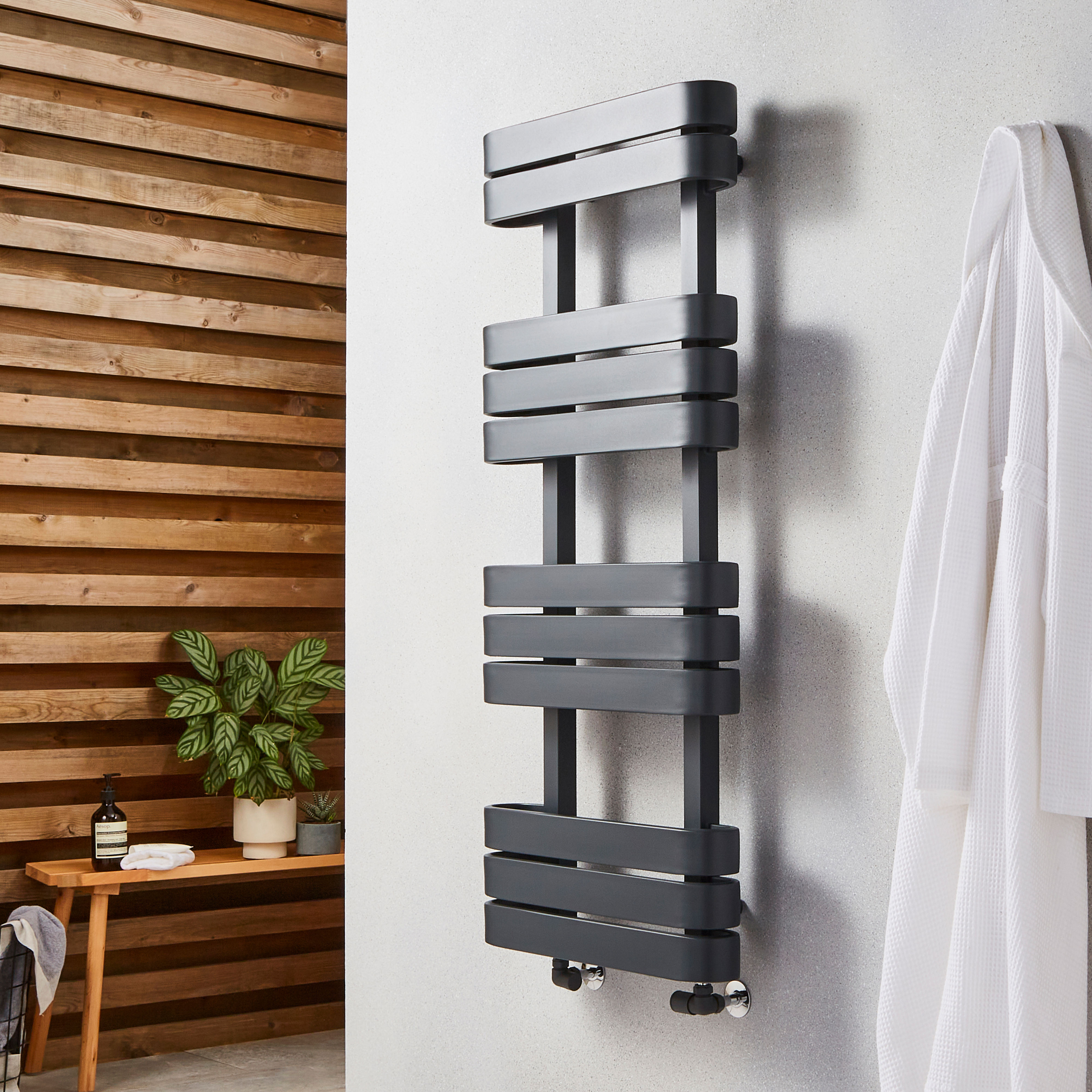 Kartell Tampa Straight Heated Towel Rail Anthracite