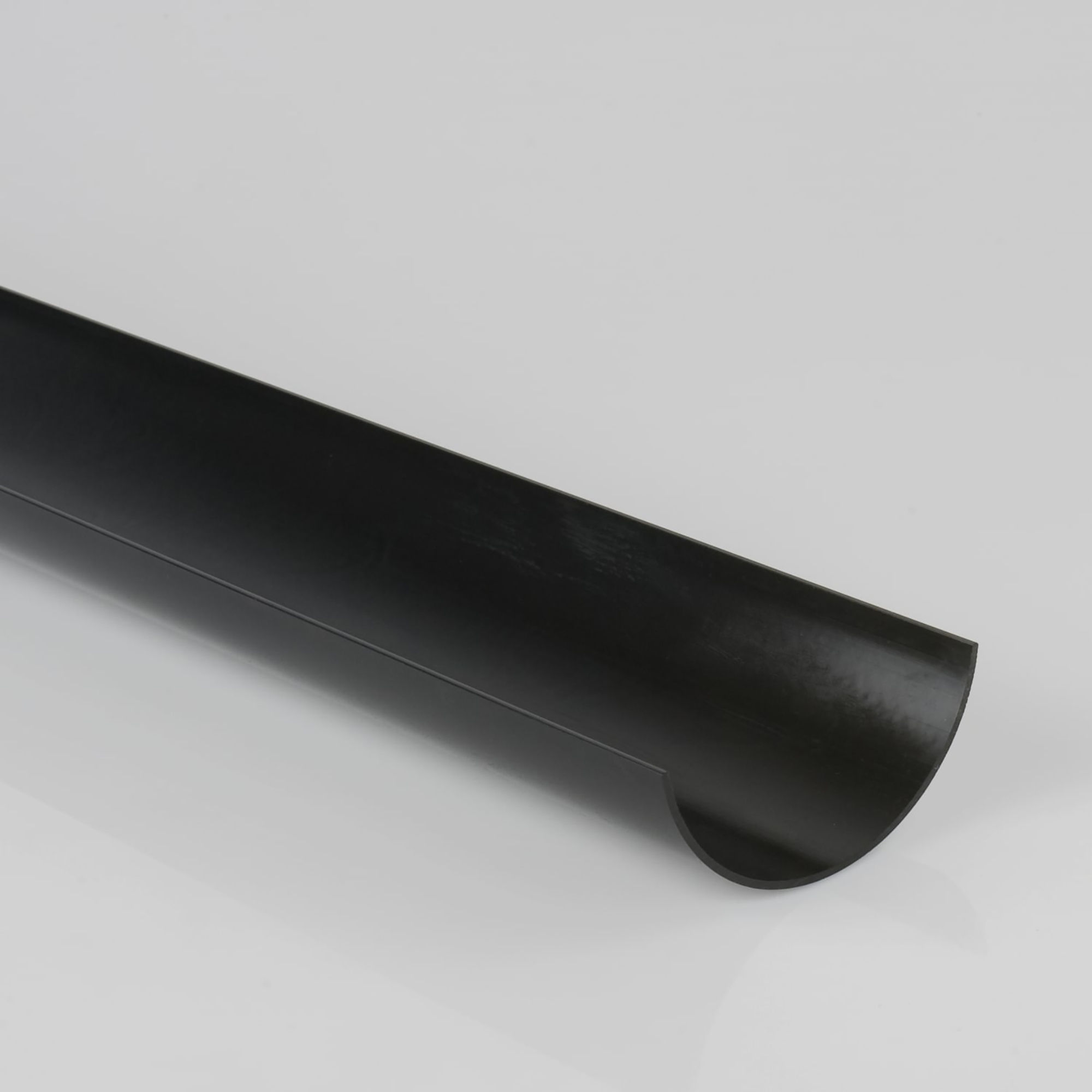 Brett Martin Roundstyle Gutter Black 112mm x 2m - BR041B