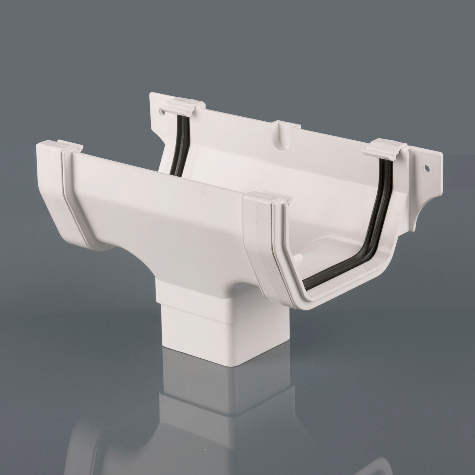 Brett Martin Square Gutter Running Outlet Arctic White 114mm - BR055A